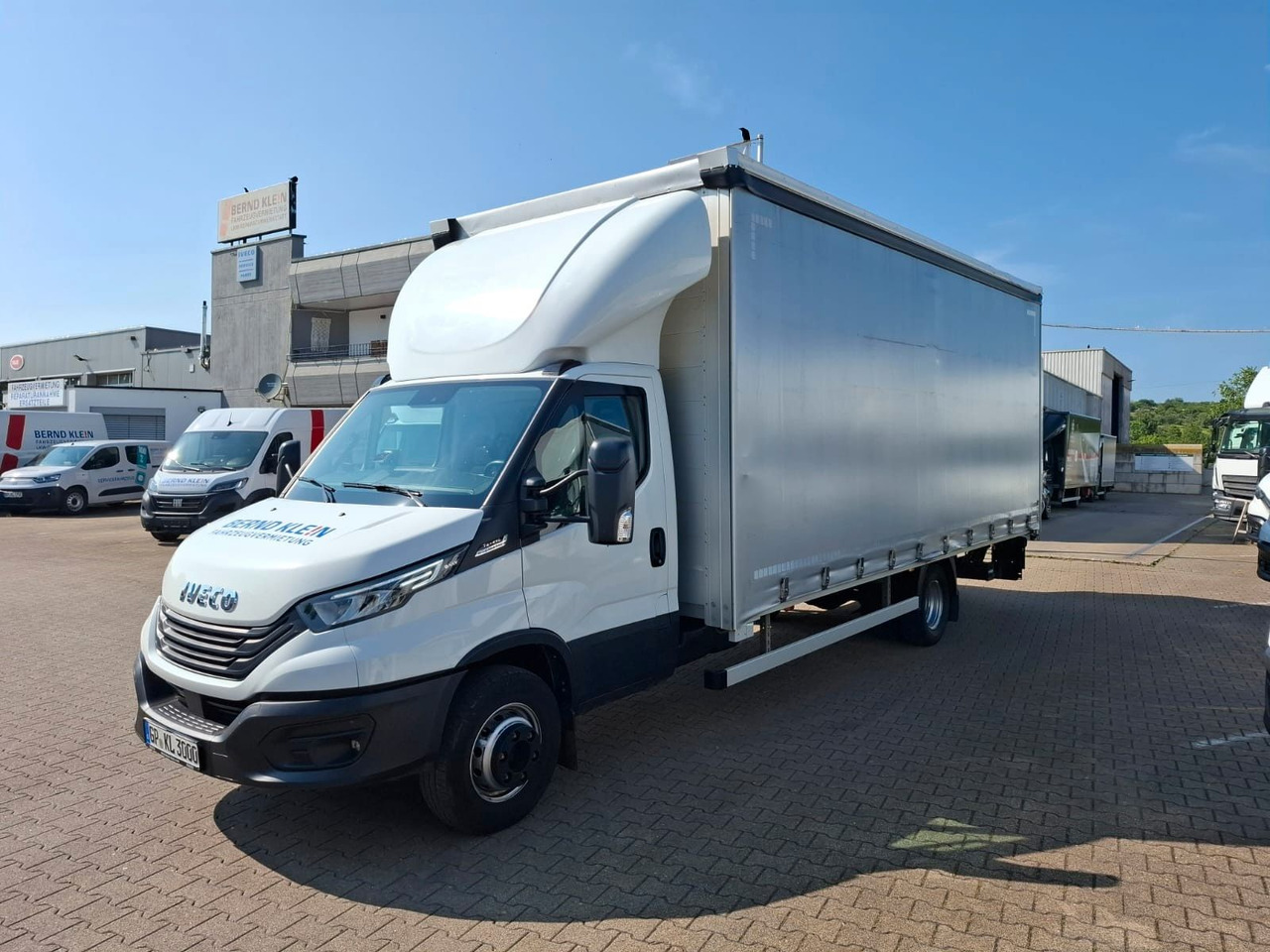 Iveco 72-210P/A8,Luft,HiMatic,LBW,Schiebepl., - Véhicule utilitaire plateau baché: photos 3 Iveco 72-210P/A8,Luft,HiMatic,LBW,Schiebepl., - Véhicule utilitaire plateau baché: photos 3