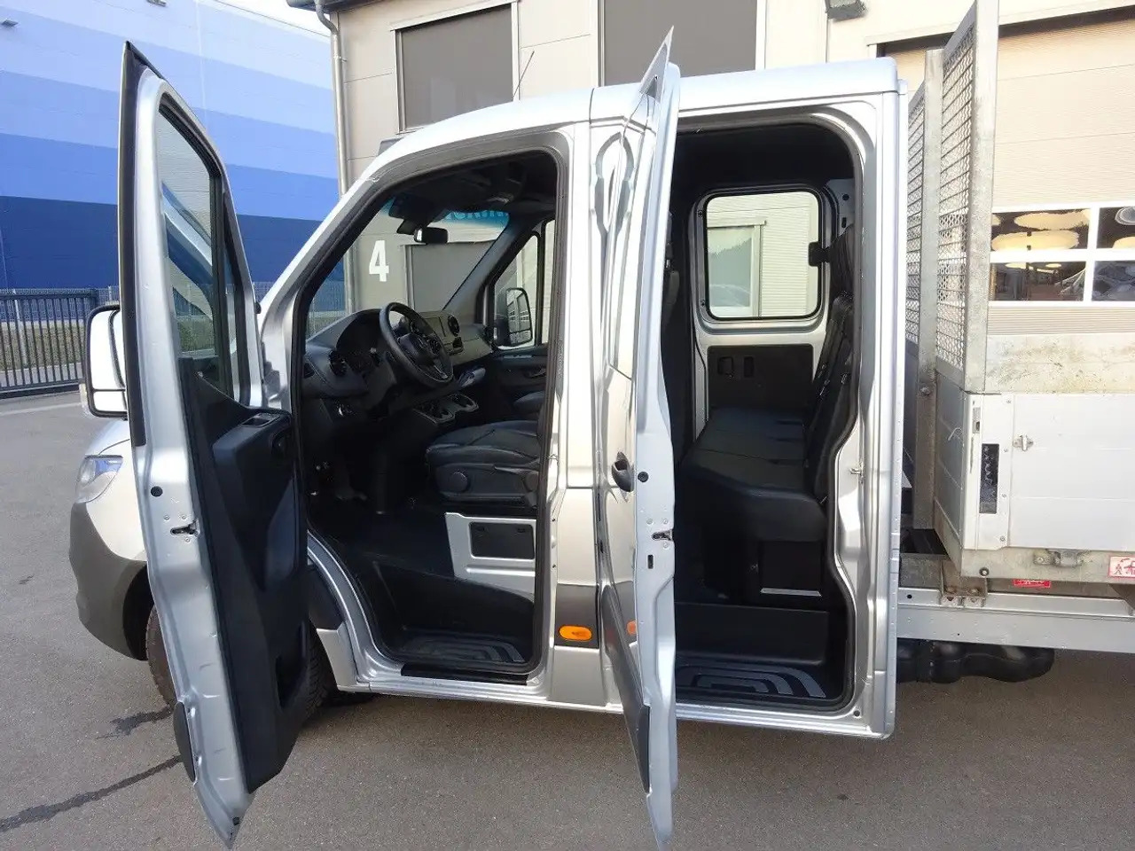 Mercedes-Benz Sprinter 319 CDI DoKa Maxi Kipper AHK 2,8t - Fourgon plateau, Utilitaire double cabine: photos 5 Mercedes-Benz Sprinter 319 CDI DoKa Maxi Kipper AHK 2,8t - Fourgon plateau, Utilitaire double cabine: photos 5
