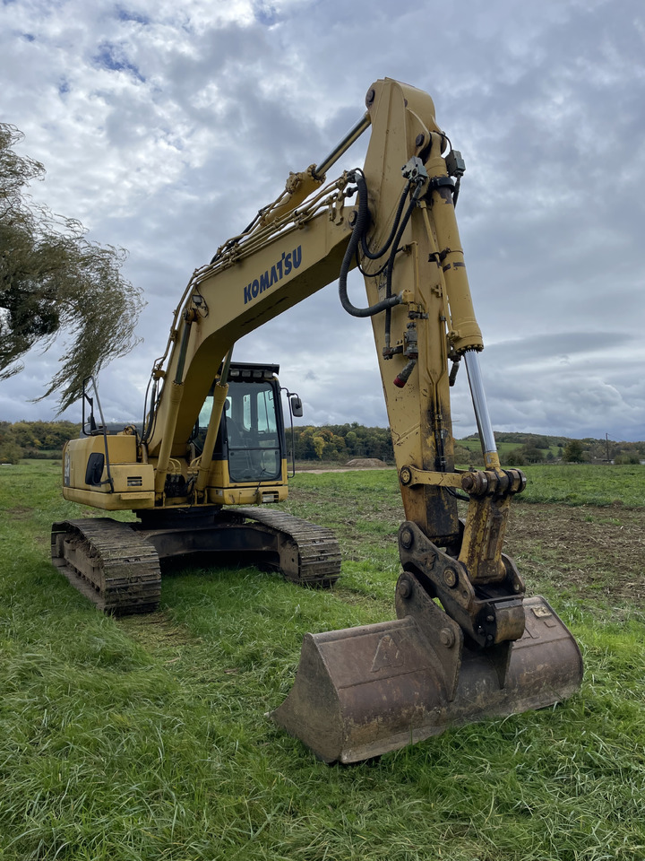Komatsu PC210LC-8 - Pelle sur chenille: photos 3 Komatsu PC210LC-8 - Pelle sur chenille: photos 3