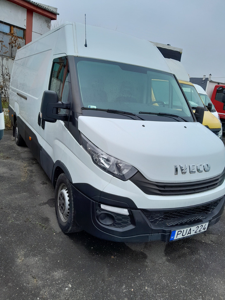 IVECO Daily 35S14 - Fourgon: photos 3 IVECO Daily 35S14 - Fourgon: photos 3