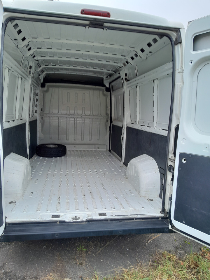 PEUGEOT BOXER 2.2 BlueHDI 350 FT L3H2 Pro - Fourgon: photos 5 PEUGEOT BOXER 2.2 BlueHDI 350 FT L3H2 Pro - Fourgon: photos 5