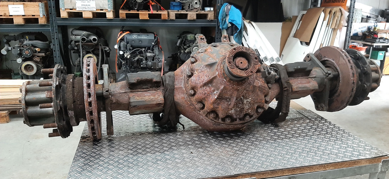 Gebrauchte DB Axor 18 - 24, Hypoidachse, 13 Tonnen, Artikel - Nr. : 81.99999 - 9999 - Essieu arrière pour Camion: photos 4 Gebrauchte DB Axor 18 - 24, Hypoidachse, 13 Tonnen, Artikel - Nr. : 81.99999 - 9999 - Essieu arrière pour Camion: photos 4