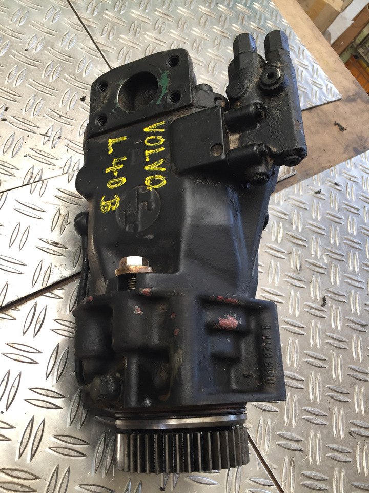 Gebrauchte Hydraulikpumpe / Lenkung VOLVO Radlader L40 B, Artikel - Nr. : 1534604 - Pompe hydraulique pour Camion: photos 4 Gebrauchte Hydraulikpumpe / Lenkung VOLVO Radlader L40 B, Artikel - Nr. : 1534604 - Pompe hydraulique pour Camion: photos 4