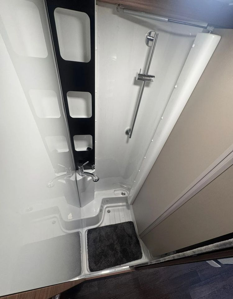 Camping-car intégral neuf KNAUS VAN I 650 MEG: photos 18 Camping-car intégral neuf KNAUS VAN I 650 MEG: photos 18