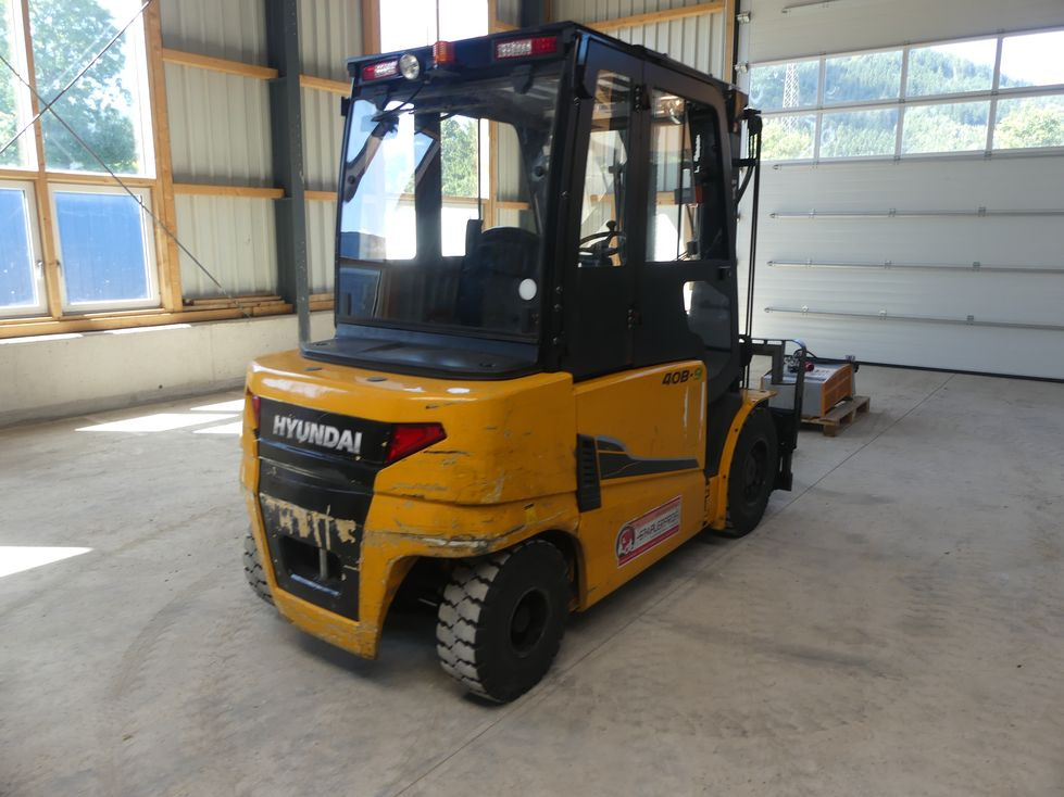 Matériel de manutention HYUNDAI 40B-9: photos 18