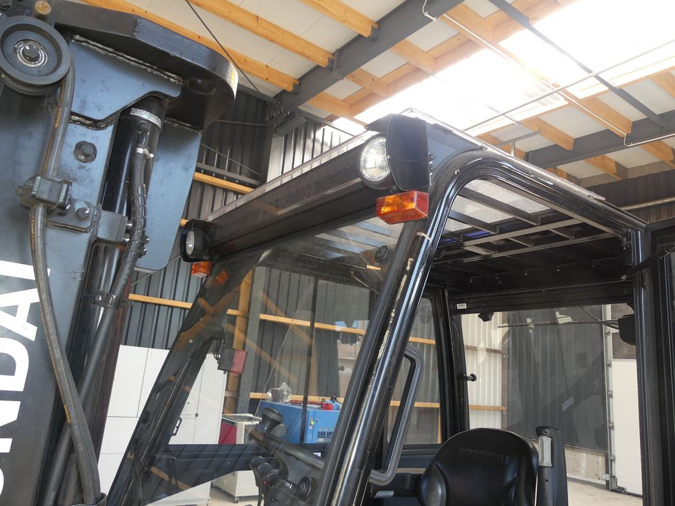 Matériel de manutention HYUNDAI 40B-9: photos 41