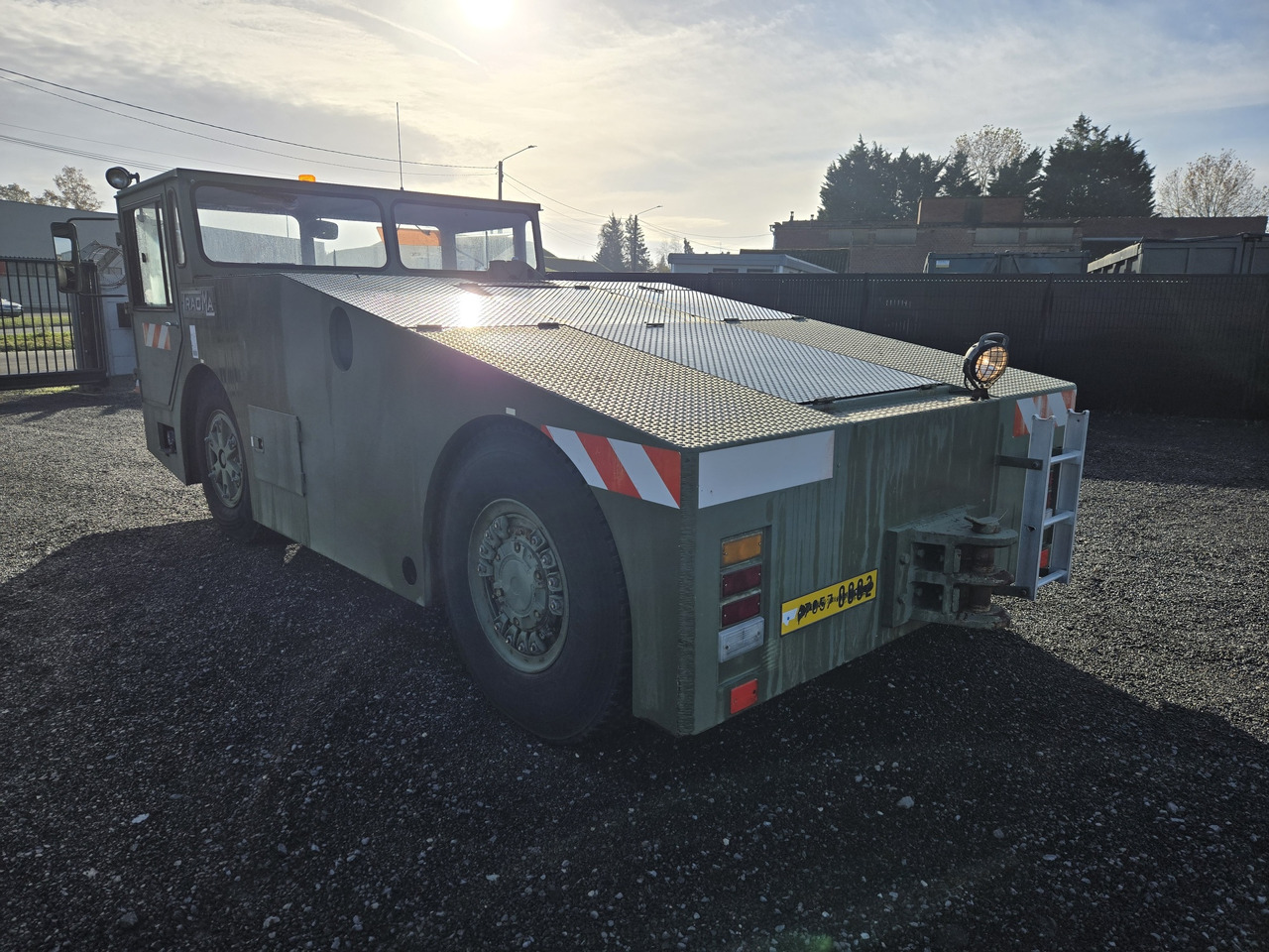 Tracma TD18000 - Tracteur d'avions: photos 3 Tracma TD18000 - Tracteur d'avions: photos 3