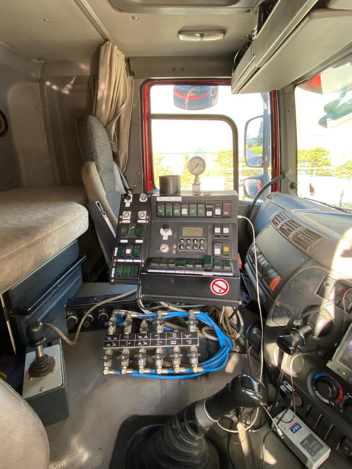 Brock SL480/2KJUMBO S - Balayeuse de voirie: photos 4 Brock SL480/2KJUMBO S - Balayeuse de voirie: photos 4