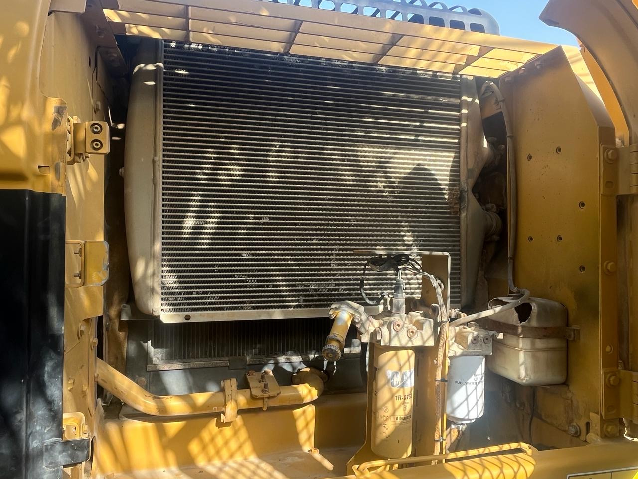 CATERPILLAR 325DL - Pelle sur chenille: photos 5 CATERPILLAR 325DL - Pelle sur chenille: photos 5