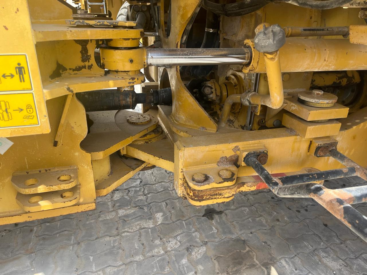 CATERPILLAR 966GII - Chargeuse sur pneus: photos 5 CATERPILLAR 966GII - Chargeuse sur pneus: photos 5