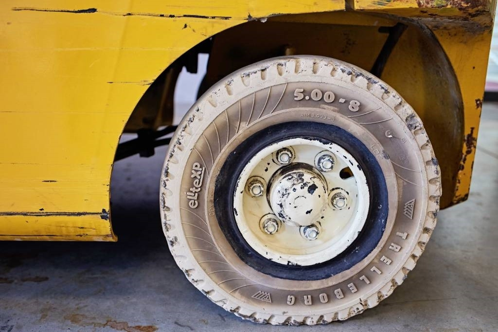 Yale GLP18VX F1925 - Chariot élévateur à gaz: photos 4 Yale GLP18VX F1925 - Chariot élévateur à gaz: photos 4