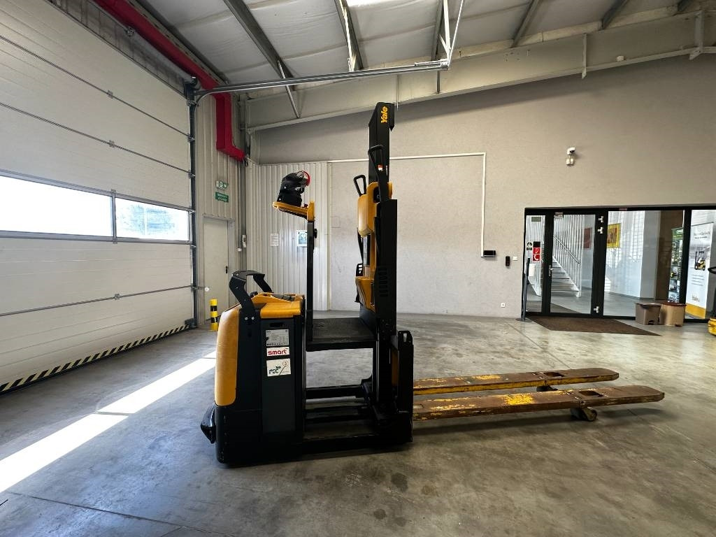 Yale MO20 - Préparateur de commandes: photos 5 Yale MO20 - Préparateur de commandes: photos 5