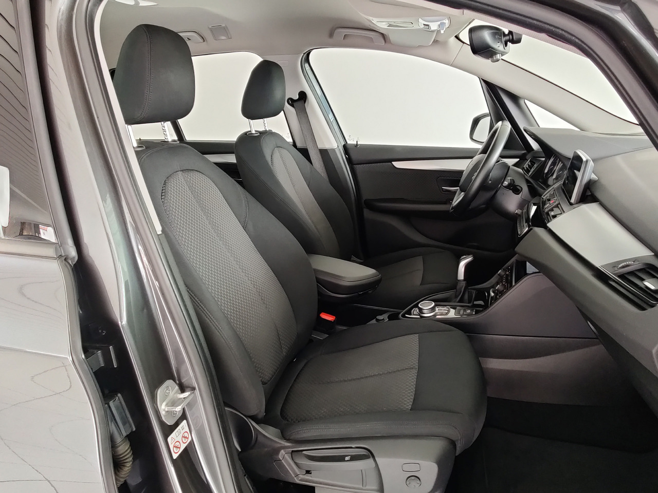 Voiture break BMW 216 i Gran Tourer Advantage RTTI Navi Apple DAB PDC: photos 15 Voiture break BMW 216 i Gran Tourer Advantage RTTI Navi Apple DAB PDC: photos 15