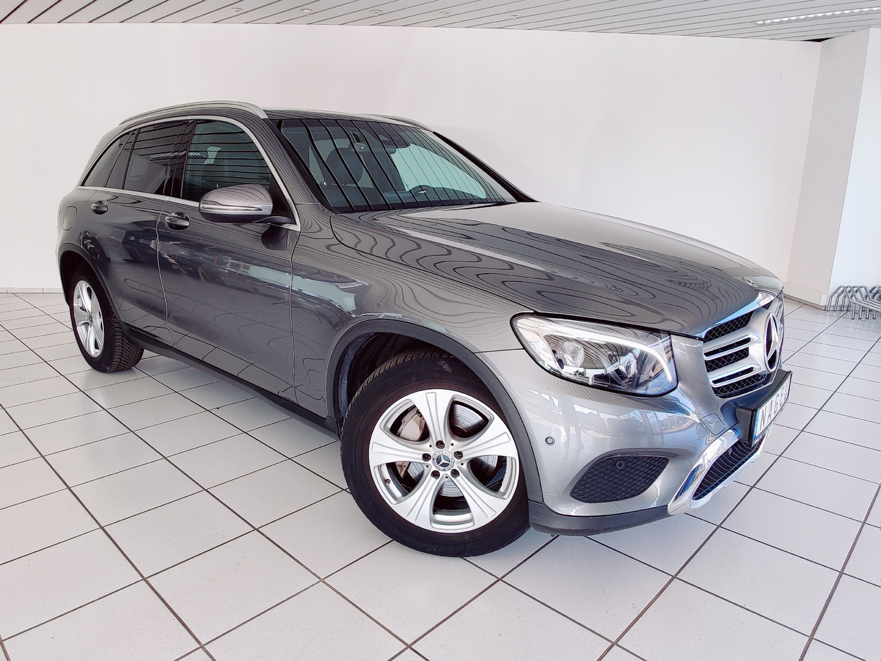 Mercedes-Benz GLC 220 d 4Matic AHK Navi RüKam SHZ - SUV: photos 3 Mercedes-Benz GLC 220 d 4Matic AHK Navi RüKam SHZ - SUV: photos 3