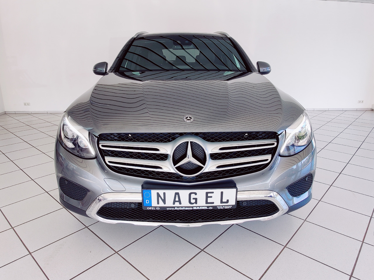 Mercedes-Benz GLC 220 d 4Matic AHK Navi RüKam SHZ - SUV: photos 4 Mercedes-Benz GLC 220 d 4Matic AHK Navi RüKam SHZ - SUV: photos 4