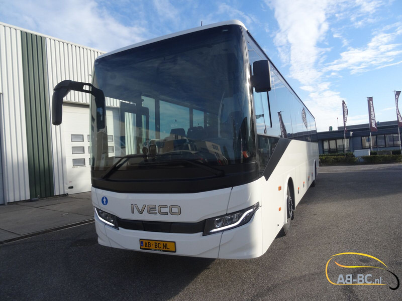 Autocar neuf Iveco New Crossway 61 seats 3 pieces on stock: photos 11