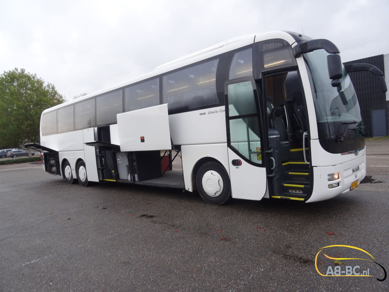 MAN Lion's Coach 61 seats euro 6 - Autocar: photos 2 MAN Lion's Coach 61 seats euro 6 - Autocar: photos 2
