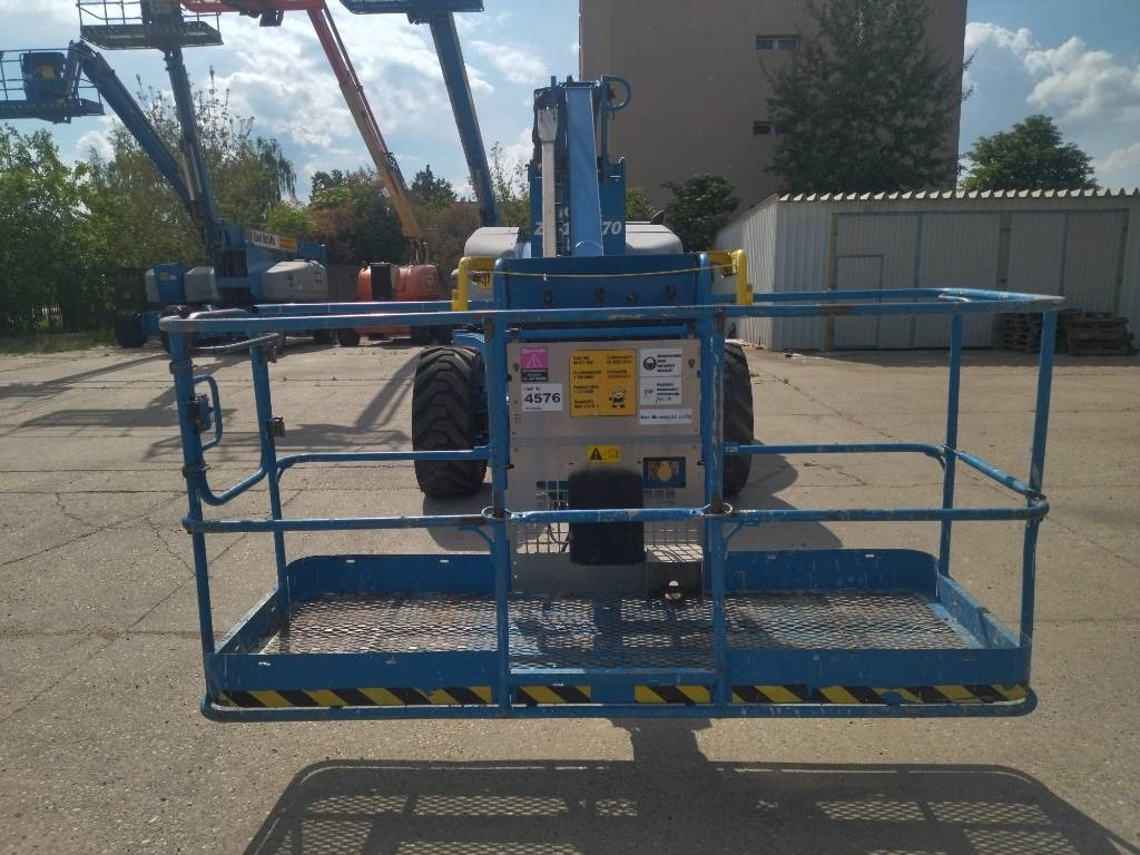 Genie ZX 135/70 - Nacelle articulée: photos 5 Genie ZX 135/70 - Nacelle articulée: photos 5
