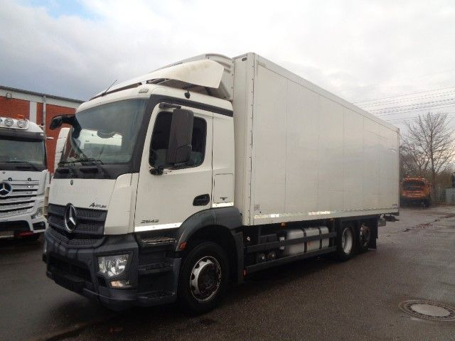 Mercedes-Benz 2543 Kühlkoffer, Mitsubishi Kühlmaschine - Camion frigorifique: photos 3 Mercedes-Benz 2543 Kühlkoffer, Mitsubishi Kühlmaschine - Camion frigorifique: photos 3