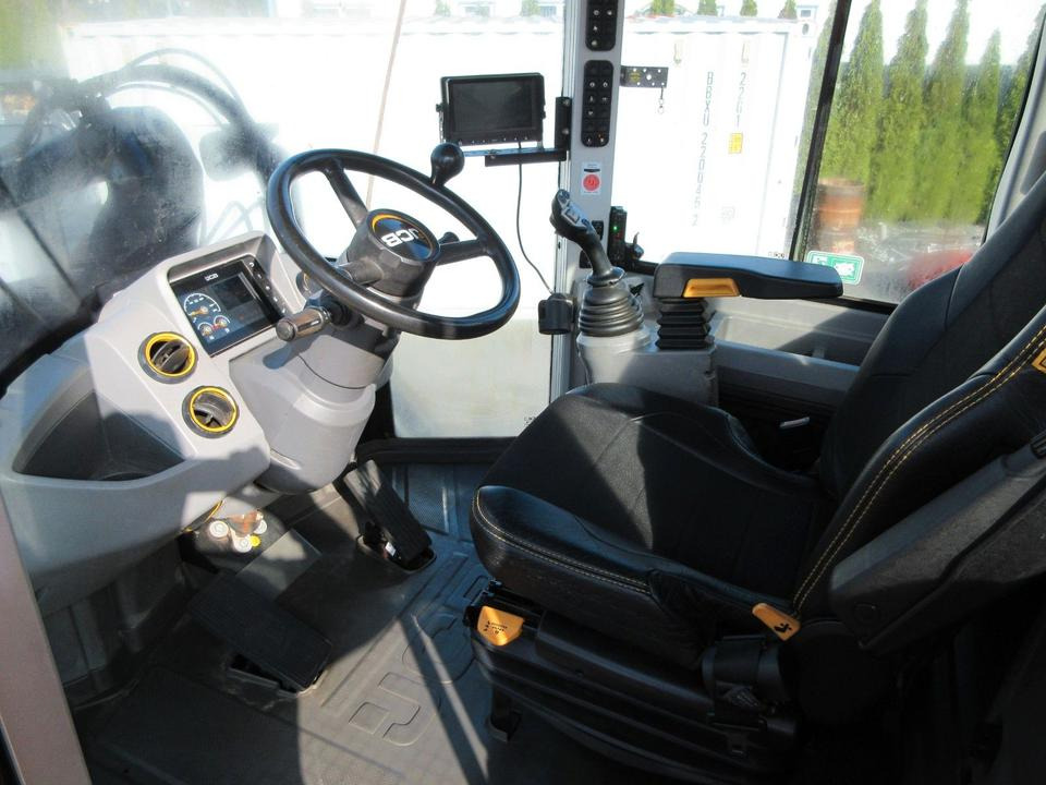 JCB 457 HT T4F - Chargeuse sur pneus: photos 2 JCB 457 HT T4F - Chargeuse sur pneus: photos 2