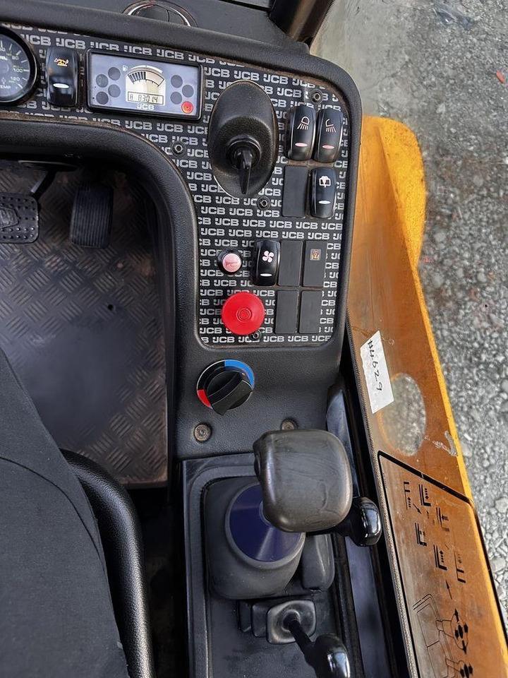 JCB Teletruck 35D 4x4 diesel - Chariot télescopique: photos 5 JCB Teletruck 35D 4x4 diesel - Chariot télescopique: photos 5