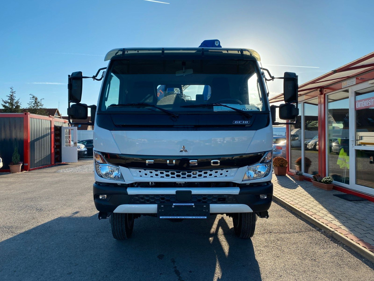 Fourgon plateau Mitsubishi FUSO CANTER 6C18 4WD PRITSCHE+PM 6522P KRAN: photos 9