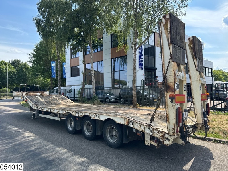 ACTM Lowbed 38.000 KG, Steel suspension - Semi-remorque surbaissé: photos 5 ACTM Lowbed 38.000 KG, Steel suspension - Semi-remorque surbaissé: photos 5
