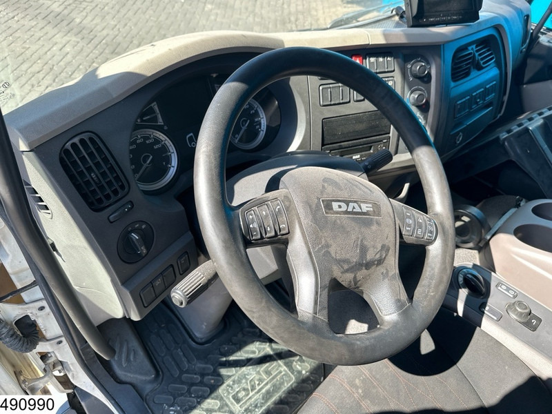 DAF LF 210 EURO 6, Dhollandia - Camion fourgon: photos 5 DAF LF 210 EURO 6, Dhollandia - Camion fourgon: photos 5