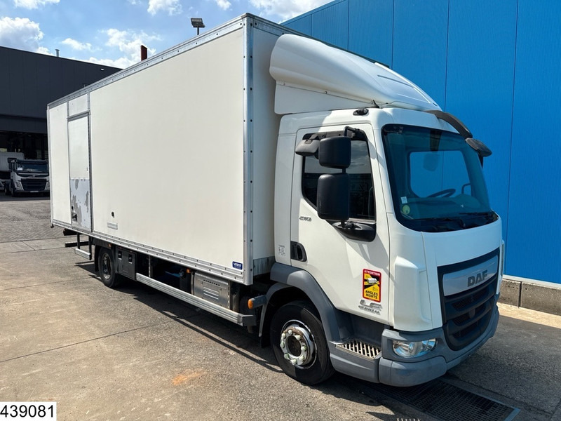 DAF LF 210 EURO 6 - Camion fourgon: photos 3 DAF LF 210 EURO 6 - Camion fourgon: photos 3