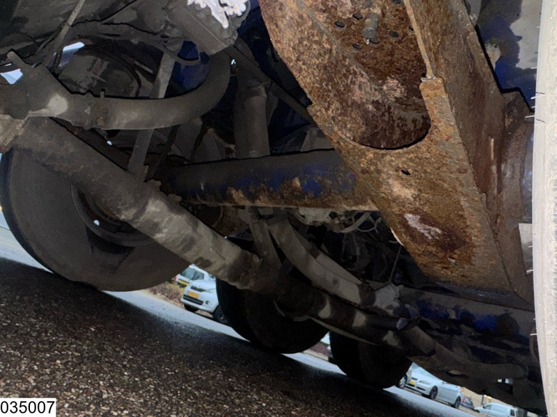 Semi-remorque citerne Feldbinder Silo 40.000 Liter, 3 Comp: photos 13 Semi-remorque citerne Feldbinder Silo 40.000 Liter, 3 Comp: photos 13