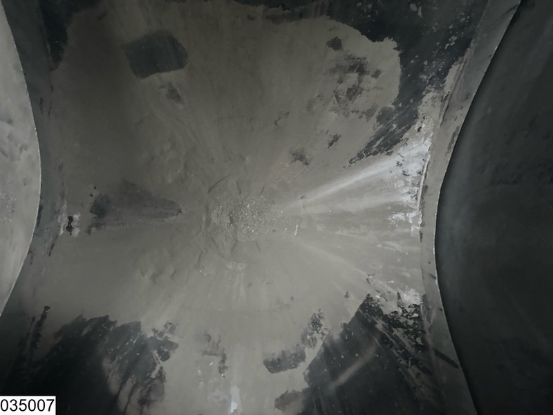 Semi-remorque citerne Feldbinder Silo 40.000 Liter, 3 Comp: photos 9 Semi-remorque citerne Feldbinder Silo 40.000 Liter, 3 Comp: photos 9