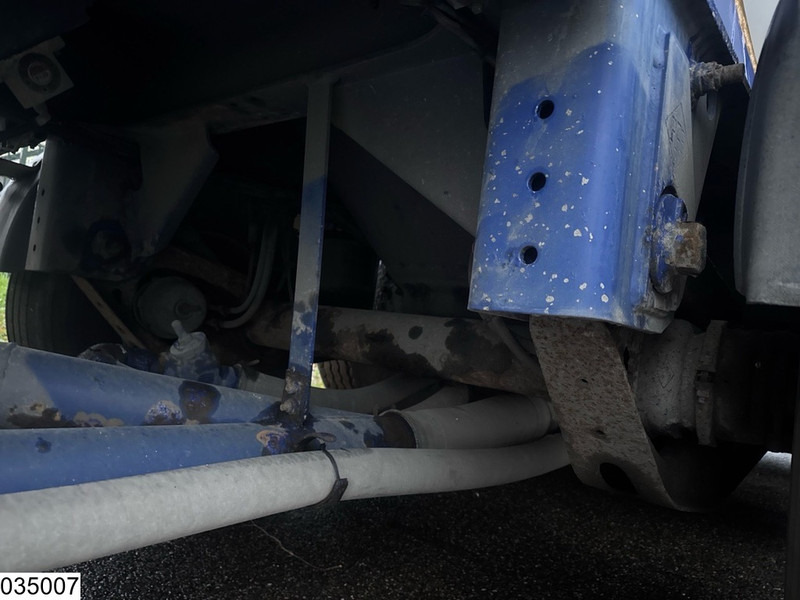 Semi-remorque citerne Feldbinder Silo 40.000 Liter, 3 Comp: photos 14 Semi-remorque citerne Feldbinder Silo 40.000 Liter, 3 Comp: photos 14