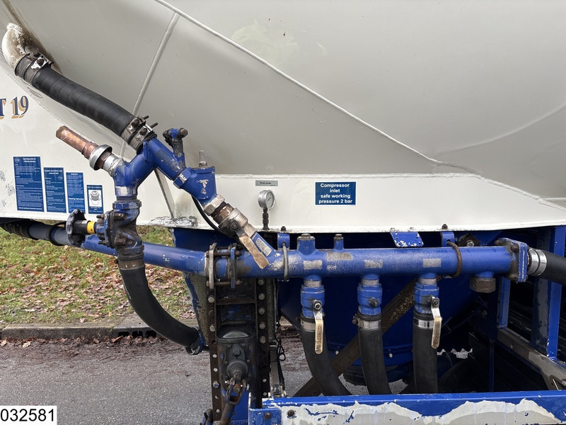 Semi-remorque citerne Feldbinder Silo 40.000 liter: photos 9 Semi-remorque citerne Feldbinder Silo 40.000 liter: photos 9