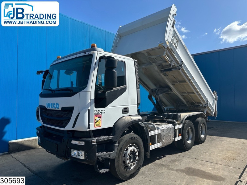 Iveco 260T36 6x4, EURO 6, Steel - Camion benne: photos 1 Iveco 260T36 6x4, EURO 6, Steel - Camion benne: photos 1
