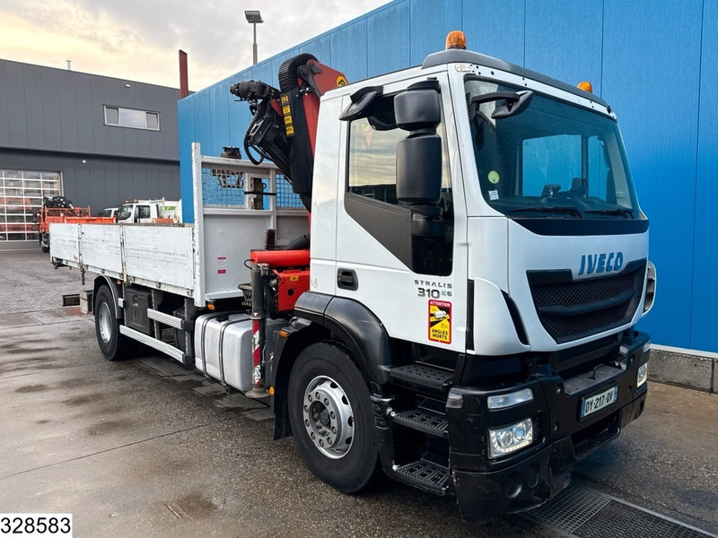Iveco Stralis 310 EURO 6, Palfinger, Leaf spring - Camion plateau, Camion grue: photos 3 Iveco Stralis 310 EURO 6, Palfinger, Leaf spring - Camion plateau, Camion grue: photos 3