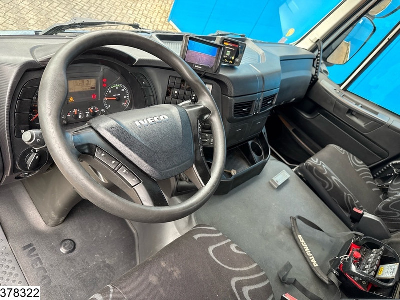 Iveco Trakker 360 6x4, EURO 6, Palfinger, Remote, Steel suspenion - Camion plateau, Camion grue: photos 5 Iveco Trakker 360 6x4, EURO 6, Palfinger, Remote, Steel suspenion - Camion plateau, Camion grue: photos 5