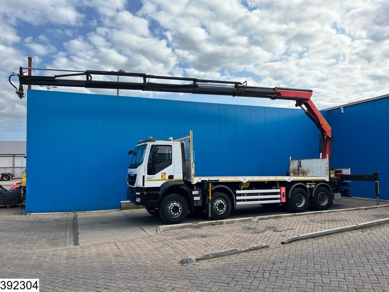Iveco Trakker 360 8x4, EURO 6, Retarder, Palfinger - Camion plateau, Camion grue: photos 3 Iveco Trakker 360 8x4, EURO 6, Retarder, Palfinger - Camion plateau, Camion grue: photos 3