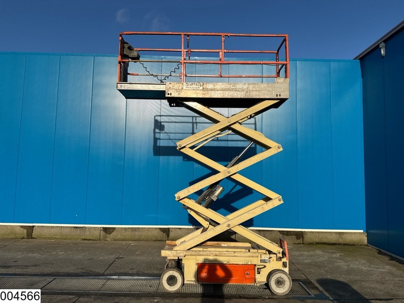 JLG 2030ES H 8.10 mtr, Max 360 kg - Nacelle ciseaux: photos 4 JLG 2030ES H 8.10 mtr, Max 360 kg - Nacelle ciseaux: photos 4
