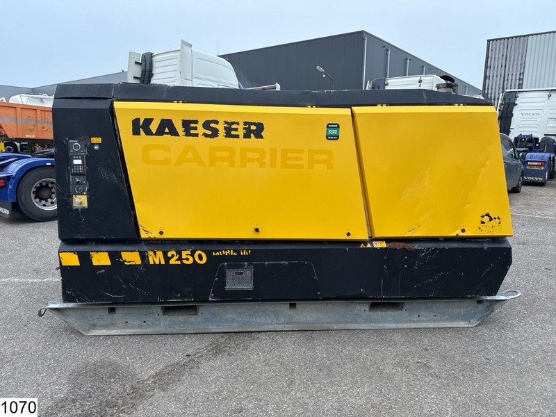 Kaeser M250 1680 h, 8,6 bar, 202 KW - Compresseur d'air: photos 2 Kaeser M250 1680 h, 8,6 bar, 202 KW - Compresseur d'air: photos 2