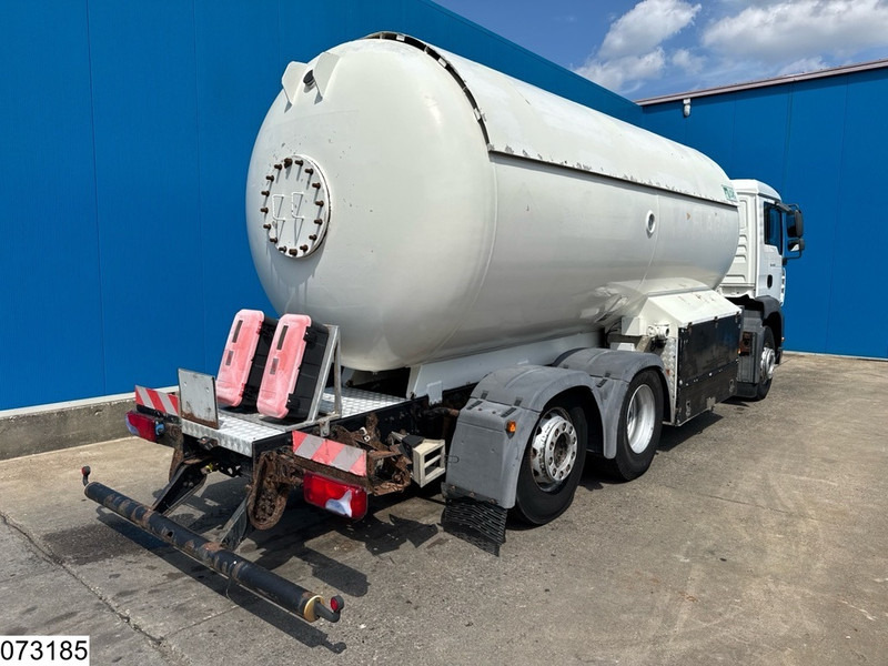 MAN TGA 26 310 6X2, 22070 Liter, PTO - Camion citerne: photos 2 MAN TGA 26 310 6X2, 22070 Liter, PTO - Camion citerne: photos 2