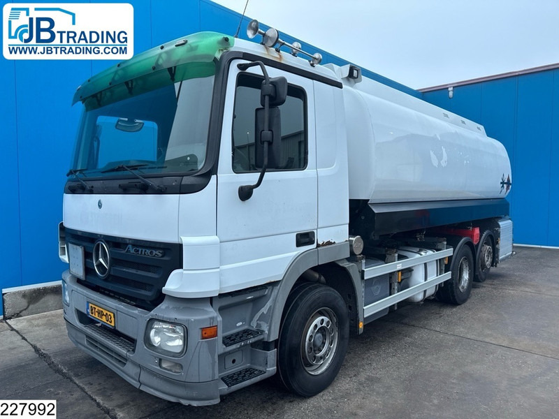 Mercedes-Benz Actros 2532 6x2, EURO 5, 23600 Liter, 5 Comp, LAG - Camion citerne: photos 1 Mercedes-Benz Actros 2532 6x2, EURO 5, 23600 Liter, 5 Comp, LAG - Camion citerne: photos 1