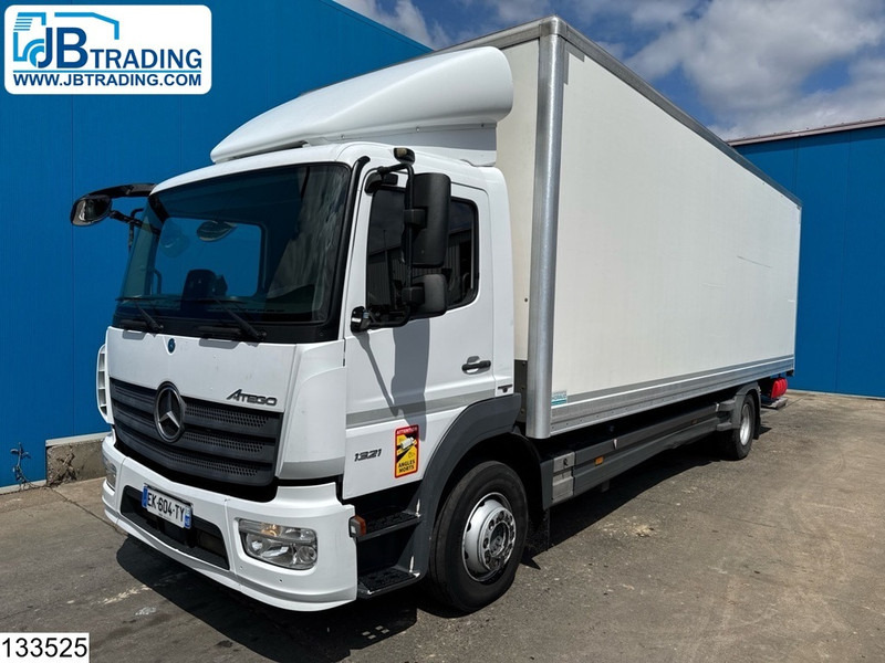 Mercedes-Benz Atego 1321 EURO 6, Dhollandia - Camion fourgon: photos 1 Mercedes-Benz Atego 1321 EURO 6, Dhollandia - Camion fourgon: photos 1