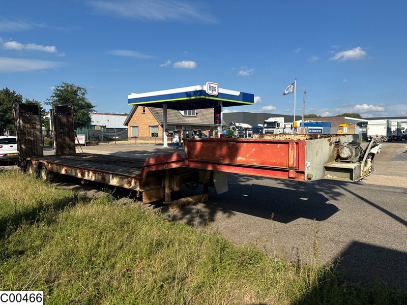 ROBUSTE semie 38.000 KG - Semi-remorque surbaissé: photos 4 ROBUSTE semie 38.000 KG - Semi-remorque surbaissé: photos 4