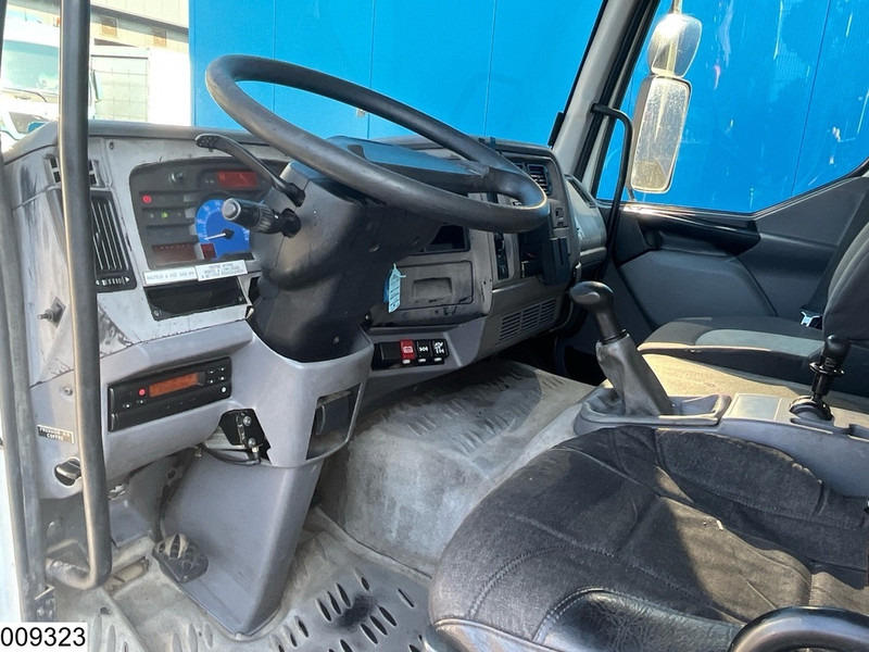 Renault Midlum 220 14997 Liter, LPG GPL, Gastank, Steel suspension - Camion citerne: photos 5 Renault Midlum 220 14997 Liter, LPG GPL, Gastank, Steel suspension - Camion citerne: photos 5