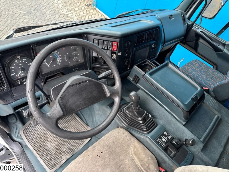 Renault Premium 300 23417 Liters, LPG GPL, Gas tank, manual - Camion citerne: photos 5 Renault Premium 300 23417 Liters, LPG GPL, Gas tank, manual - Camion citerne: photos 5