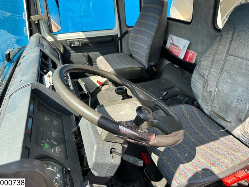 Renault S 150 Manual, Steel suspension, PTO, 4645 liter - Camion citerne: photos 5 Renault S 150 Manual, Steel suspension, PTO, 4645 liter - Camion citerne: photos 5