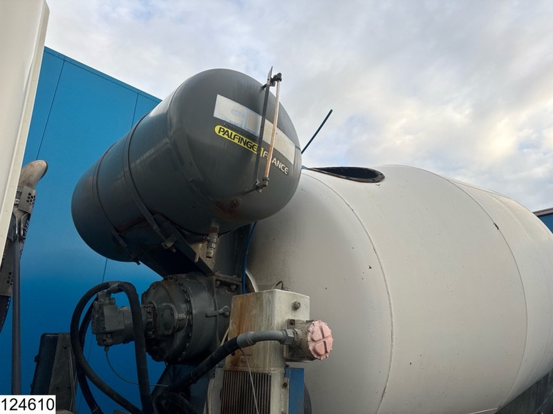 Crédit-bail Scania P 380 8x4, EURO 4, CIFA, 9m3, Manual transmission Scania P 380 8x4, EURO 4, CIFA, 9m3, Manual transmission: photos 14