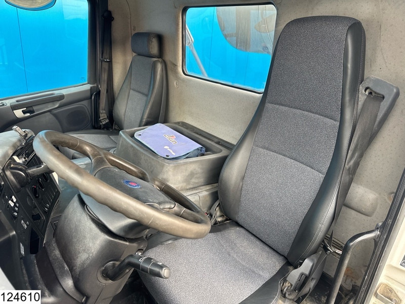 Crédit-bail Scania P 380 8x4, EURO 4, CIFA, 9m3, Manual transmission Scania P 380 8x4, EURO 4, CIFA, 9m3, Manual transmission: photos 8