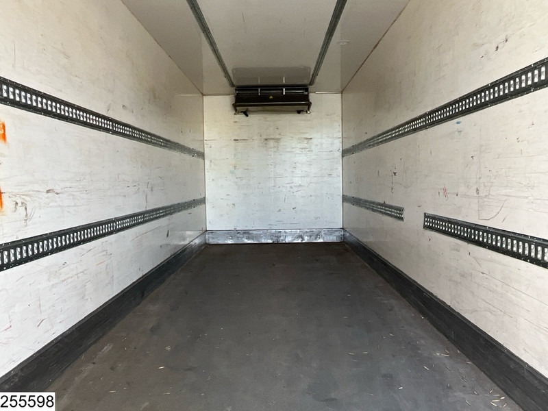 Scania R 450 EURO 6, Chereau, Retarder - Camion frigorifique: photos 3 Scania R 450 EURO 6, Chereau, Retarder - Camion frigorifique: photos 3