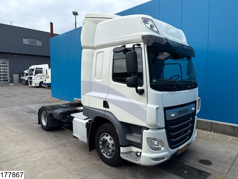 DAF CF 410 EURO 6 - Tracteur routier: photos 3 DAF CF 410 EURO 6 - Tracteur routier: photos 3
